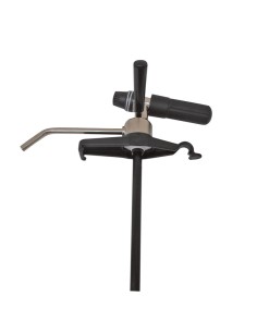 Beer dispenser pump for mini keg with CO2 control