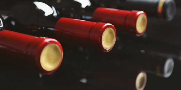 Come conservare il vino: guida completa per mantenerlo al meglio